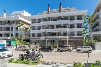 apartment em Rua dos Chernes, Jurerê - Florianópolis - SC