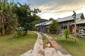 house em Rua Laurindo Januário da Silveira, Lagoa da Conceição - Florianópolis - SC
