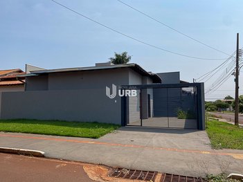 house em Rua Eduardo Casaro, Parque Alvorada - Dourados - MS