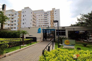 apartment em Rua Victório Santim, Vila Carmosina - São Paulo - SP