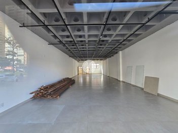 business em Wladimir Meirelles Ferreira, Jardim Botânico - Ribeirão Preto - SP