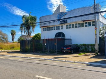 commercial_property em Avenida Caiapó, Santa Genoveva - Goiânia - GO