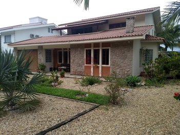 house em Rua Assis Brasil, Ponta de Baixo - São José - SC