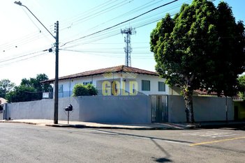 house em Rua Lauro J. P. Müller, Erotildes - Londrina - PR