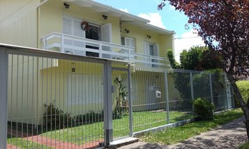 house em Rua Ângelo Briani, Santa Lúcia - Caxias do Sul - RS