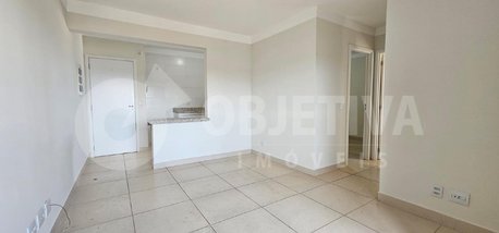 apartment em Rua Bernardo de Vasconcelos, Pampulha - Uberlândia - MG