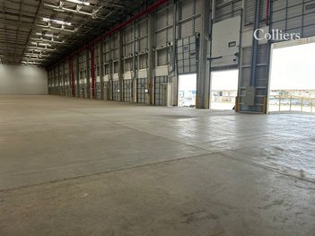 industrial em Avenida Marginal do Ribeirão dos Cristais, Cajamar - Cajamar - SP