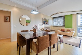 apartment em Rua Lamenha Lins, Centro - Curitiba - PR