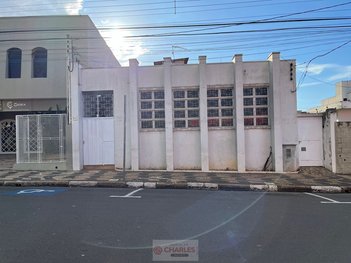office em Rua Padre Roque, Centro - Mogi Mirim - SP
