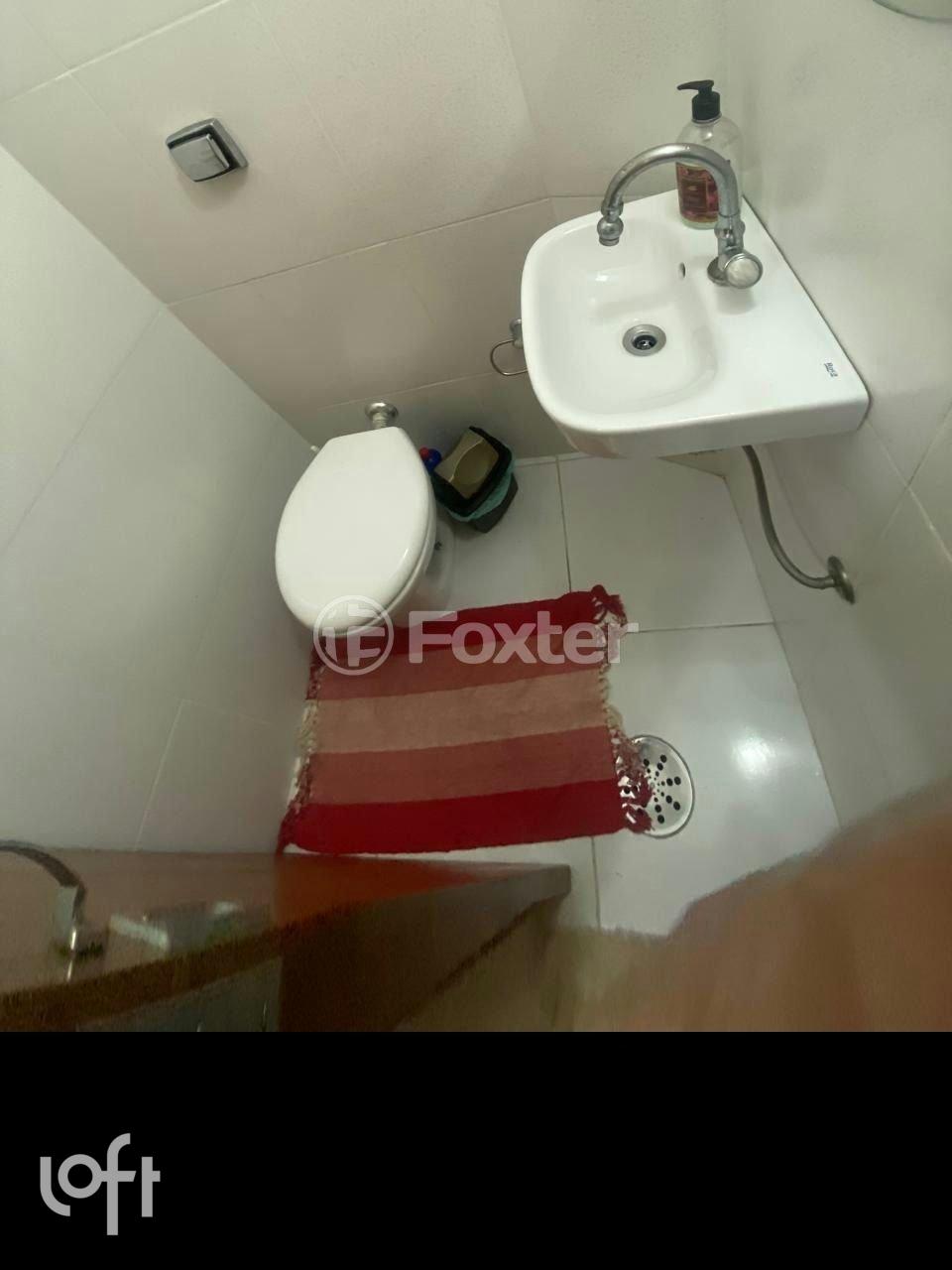 1718890803456-a_lavabo_.jpeg