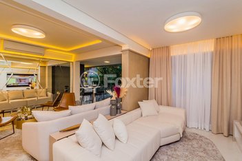 apartment em Rua Luzitana, Higienópolis - Porto Alegre - RS