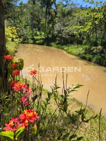 agricultural em Estrada Varadouro, Jardim Colônia - Jacareí - SP