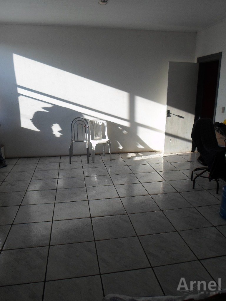 6 - VISTA PARCIAL SALA 2