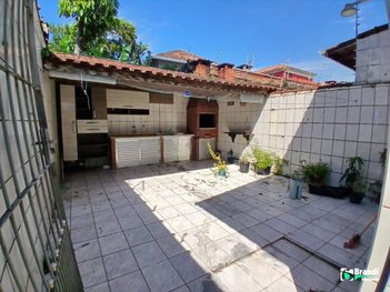 house em Rua Paulino Borrelli, Maracanã - Praia Grande - SP