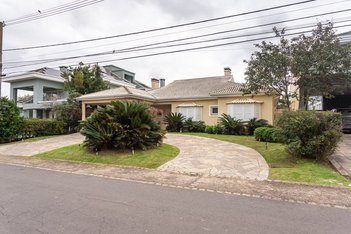 house em Avenida Juca Batista, Hípica - Porto Alegre - RS