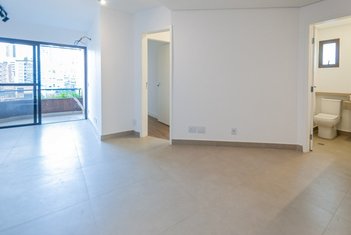 apartment em Rua Fradique Coutinho, Pinheiros - São Paulo - SP