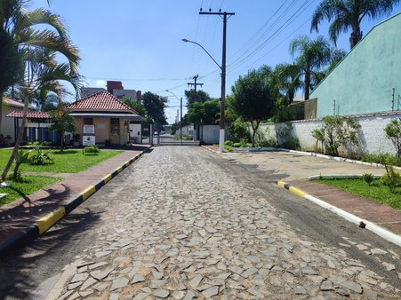 Cômodo Condomínio