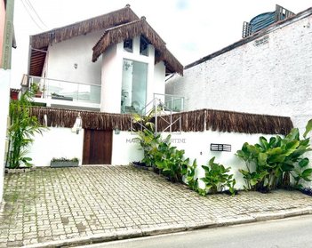 commercial_building em Rua do Guaiamu, Perequê - Ilhabela - SP