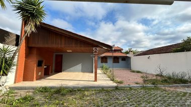 house em Rua Conde dos Arcos, Lindóia - Curitiba - PR