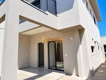 house em Rua Rodolfo Bernadelli, Loteamento Villa Branca - Jacareí - SP