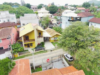 house em Servidão das Vassouras, Lagoa da Conceição - Florianópolis - SC