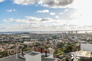 house em Rua Alcebíades Antônio dos Santos, Nonoai - Porto Alegre - RS