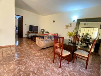 house em Rua Cônego Benedito Rodrigues da Cunha, Jardim Pereira do Amparo - Jacareí - SP