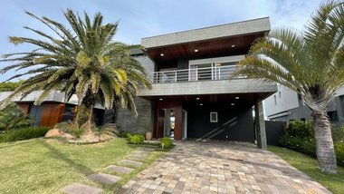 house em Avenida Paraguassu, Centro - Xangri-Lá - RS