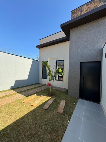 house em Rua Cheyenne, Novo Mundo - Uberlândia - MG