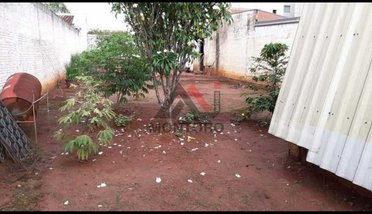 industrial em Rua Domingos Medeiros, Vila Xavier (Vila Xavier) - Araraquara - SP