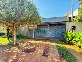 house em Avenida Pedro Ortiz, Santa Fé - Dourados - MS