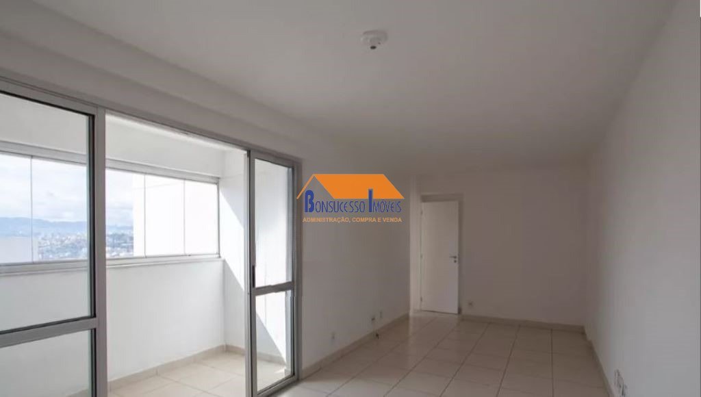 Apartamento com 3 quartos — Heliópolis, Belo Horizonte