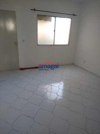 apartment em Avenida Getúlio Vargas, Jardim Califórnia - Jacareí - SP