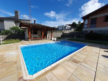 house em das Tibouchinas, Cinqüentenário - Caxias do Sul - RS