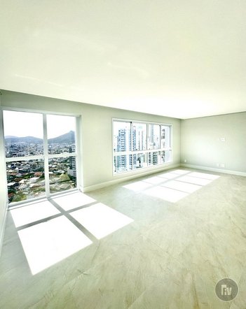 apartment em Rua 3100, Centro - Balneário Camboriú - SC