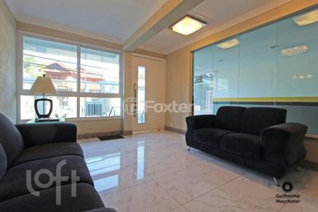 apartment em Rua Artur Fabião Carneiro, Passo da Areia - Porto Alegre - RS