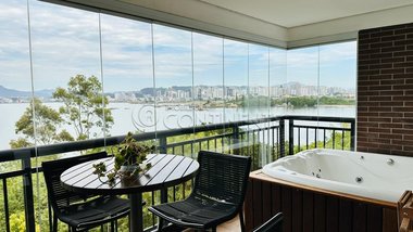 apartment em Rua João Meirelles, Abraão - Florianópolis - SC