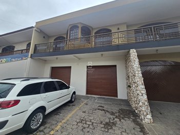 business em Avenida Joinville, Guatupê - São José dos Pinhais - PR