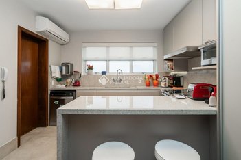 apartment em Avenida Coronel Lucas de Oliveira, Boa Vista - Porto Alegre - RS