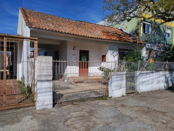 house em Rua Ernestina Amaro Torelly, Jardim Carvalho - Porto Alegre - RS