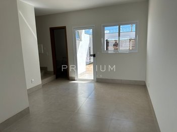 house em Rua João Cabral de Melo Neto, Novo Mundo - Uberlândia - MG