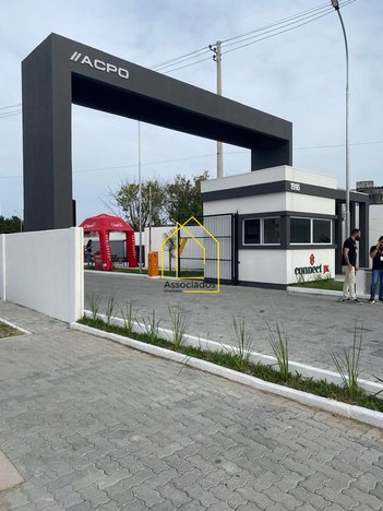 house em Avenida Presidente Juscelino Kubitschek de Oliveira, São Gonçalo - Pelotas - RS