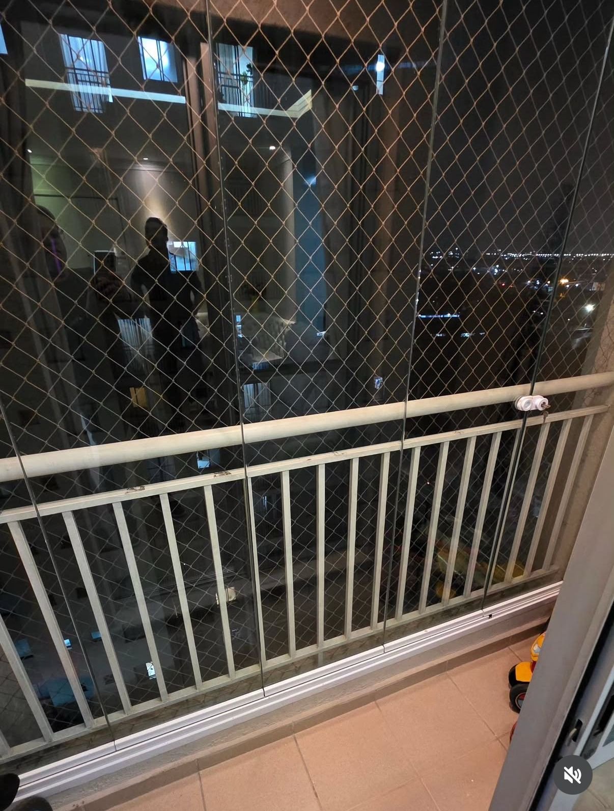 img2