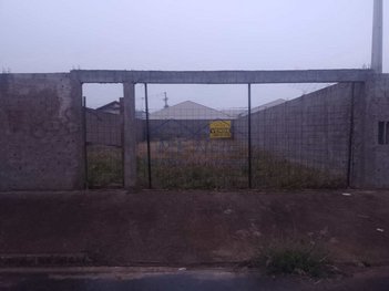 land_lot em Rua Miguel Pizarro, Jardim Kanebo - Pirassununga - SP