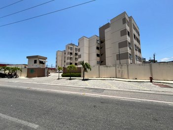 apartment em Avenida José Leon, Cidade dos Funcionários - Fortaleza - CE