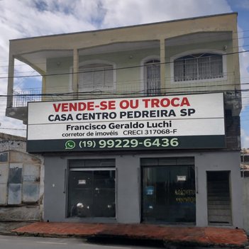 house em Avenida Doutor Silvio de Aguiar Maya, Centro - Pedreira - SP