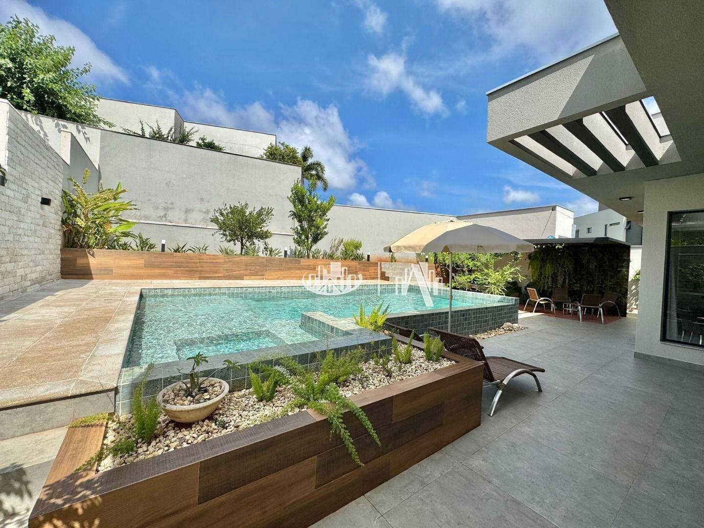 Casa com 3 Suites à venda, 323 m² - Sun Lake Residence - Londrina/PR