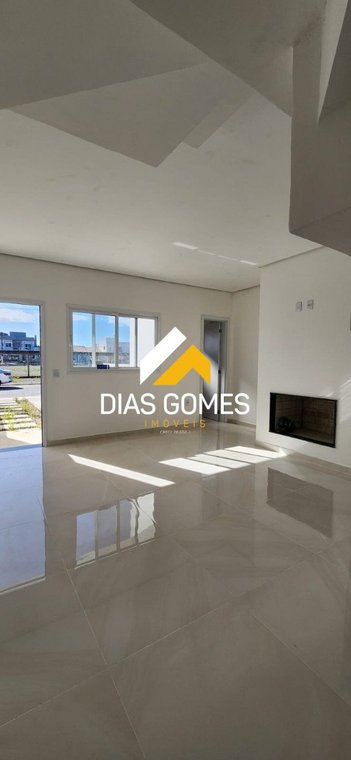 house em Rua Senhor Tufy Salomão, Laranjal - Pelotas - RS