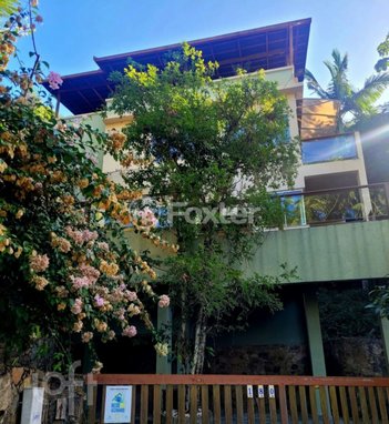 house em Servidão Juracy Pimentel, Lagoa da Conceição - Florianópolis - SC