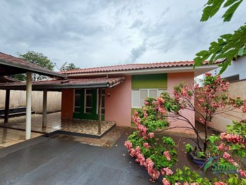 house em Rua Major Blasi, Centro - Nova Londrina - PR